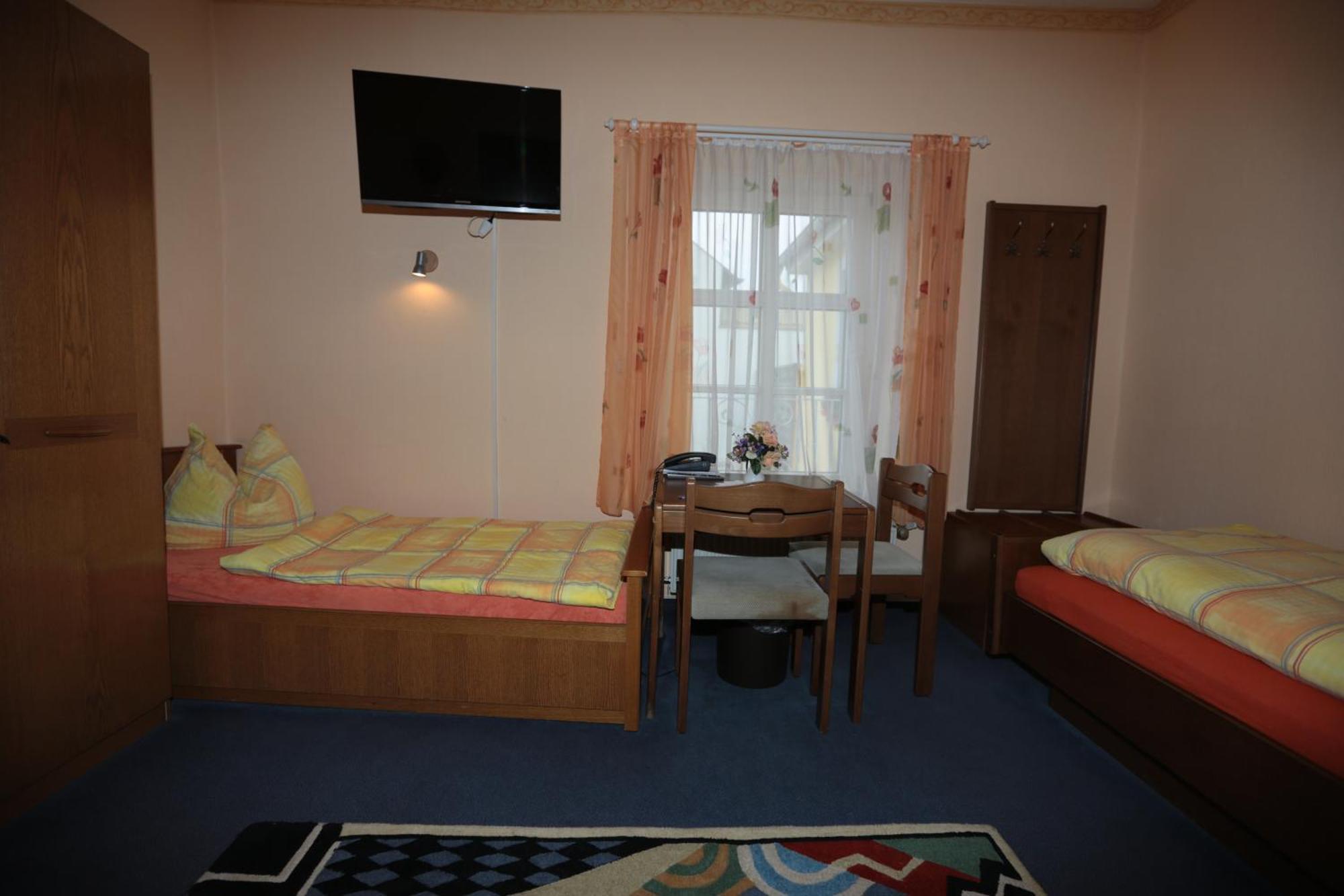 Hotel Zur Post Mulheim an der Mosel Cameră foto