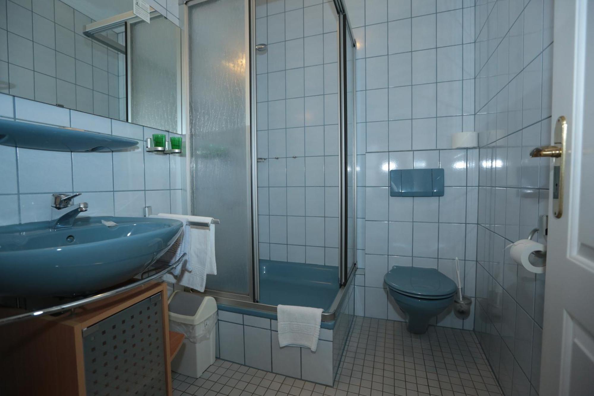 Hotel Zur Post Mulheim an der Mosel Cameră foto